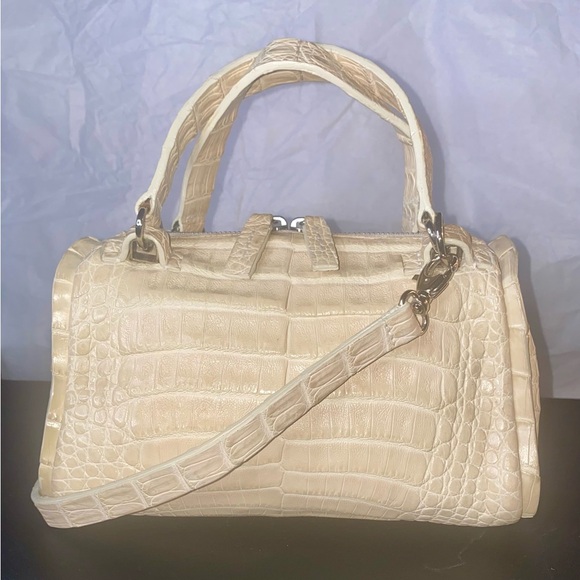 🔥❤️Nancy Gonzalez For TSE Luxe Cream Crocodile NWOTs Mini (Nano) ThreeWay Speedy - Picture 13 of 15